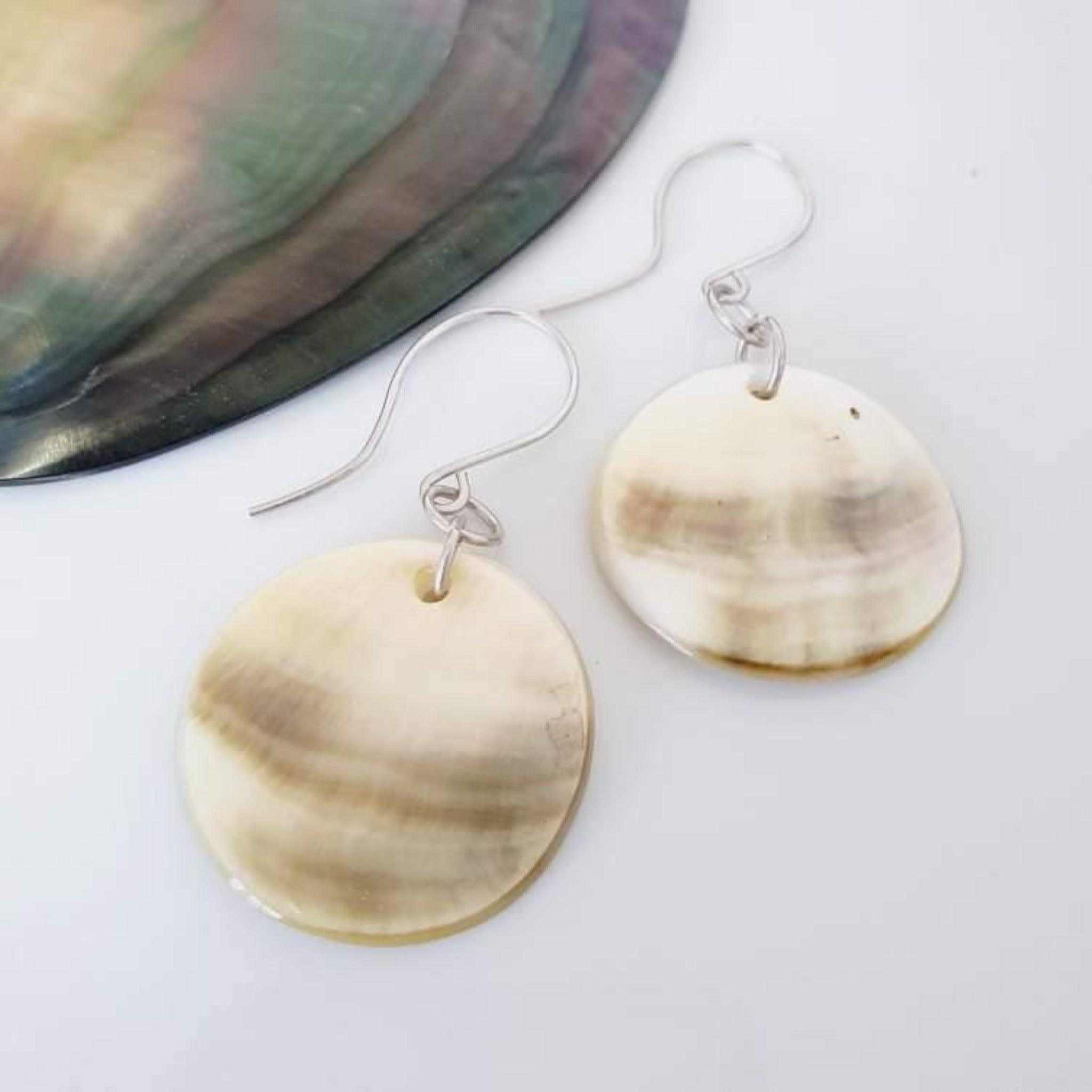 Mother of Pearl Sterling Silver Pendant,Natural Shell Pendant and earrings, 925 Solid Silver Big Shell Pendant, Silver jewelry Set For shops Women