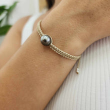 Load image into Gallery viewer, READY TO SHIP Unisex Woven Civa Fiji Pearl Bracelet - FJD$
