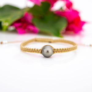 READY TO SHIP Unisex Woven Civa Fiji Pearl Bracelet - FJD$