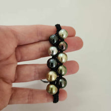 Load image into Gallery viewer, READY TO SHIP Unisex Woven Civa Fiji Pearl Bracelet - FJD$
