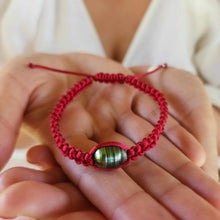 Load image into Gallery viewer, READY TO SHIP Unisex Woven Civa Fiji Pearl Bracelet - FJD$
