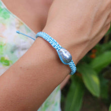 Load image into Gallery viewer, READY TO SHIP Unisex Woven Civa Fiji Pearl Bracelet - FJD$
