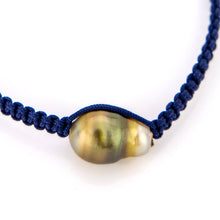 Load image into Gallery viewer, READY TO SHIP Unisex Woven Civa Fiji Pearl Bracelet - FJD$
