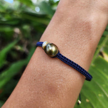 Load image into Gallery viewer, READY TO SHIP Unisex Woven Civa Fiji Pearl Bracelet - FJD$
