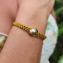 Load image into Gallery viewer, READY TO SHIP Unisex Woven Civa Fiji Pearl Bracelet - FJD$
