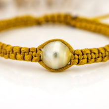 Load image into Gallery viewer, READY TO SHIP Unisex Woven Civa Fiji Pearl Bracelet - FJD$
