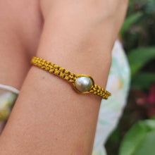 Load image into Gallery viewer, READY TO SHIP Unisex Woven Civa Fiji Pearl Bracelet - FJD$
