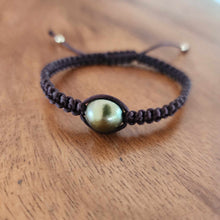 Load image into Gallery viewer, READY TO SHIP Unisex Woven Civa Fiji Pearl Bracelet - FJD$
