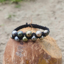 Load image into Gallery viewer, READY TO SHIP Unisex Civa Fiji Pearl Bracelet - Nylon FJD$
