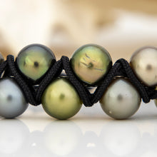 Load image into Gallery viewer, READY TO SHIP Unisex Civa Fiji Pearl Bracelet - Nylon FJD$
