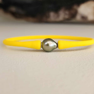 READY TO SHIP Unisex Civa Fiji Pearl Bracelet - Soft Stretch Rubber FJD$