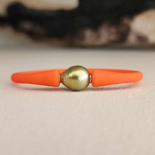 Load image into Gallery viewer, READY TO SHIP Unisex Civa Fiji Pearl Bracelet - Soft Stretch Rubber FJD$
