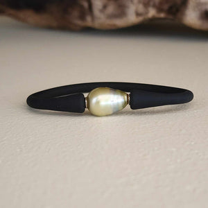 READY TO SHIP Unisex Civa Fiji Pearl Bracelet - Soft Stretch Rubber FJD$