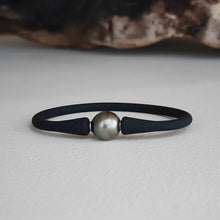 Load image into Gallery viewer, READY TO SHIP Unisex Civa Fiji Pearl Bracelet - Soft Stretch Rubber FJD$
