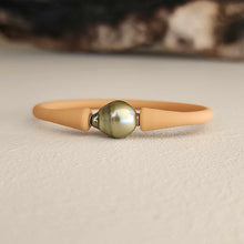 Load image into Gallery viewer, READY TO SHIP Unisex Civa Fiji Pearl Bracelet - Soft Stretch Rubber FJD$
