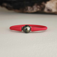 Load image into Gallery viewer, READY TO SHIP Unisex Civa Fiji Pearl Bracelet - Soft Stretch Rubber FJD$
