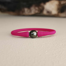 Load image into Gallery viewer, READY TO SHIP Unisex Civa Fiji Pearl Bracelet - Soft Stretch Rubber FJD$
