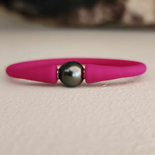 Load image into Gallery viewer, READY TO SHIP Unisex Civa Fiji Pearl Bracelet - Soft Stretch Rubber FJD$
