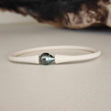 Load image into Gallery viewer, READY TO SHIP Unisex Civa Fiji Pearl Bracelet - Soft Stretch Rubber FJD$
