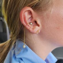 Load image into Gallery viewer, READY TO SHIP Single Fiji Keshi Pearl Cuff Earring - 14k Gold Fill FJD$
