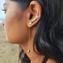 Load image into Gallery viewer, READY TO SHIP Single Fiji Keshi Pearl Bar Earring - 14k Gold Fill FJD$
