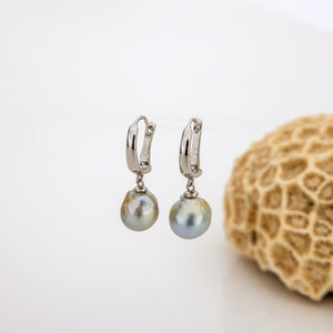 CONTACT US TO RECREATE THIS SOLD OUT STYLE Civa Fiji Saltwater Pearl Earrings - 925 Sterling Silver FJD$