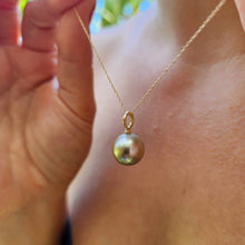 Load image into Gallery viewer, READY TO SHIP Graded Civa Fiji Pearl Necklace - 14k Solid Gold FJD$
