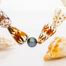 Load image into Gallery viewer, READY TO SHIP Fiji Saltwater Pearl &amp; Shell Necklace - 925 Sterling Silver FJD$
