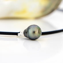 Load image into Gallery viewer, READY TO SHIP Unisex Civa Fiji Saltwater Pearl Necklace - Rubber FJD$
