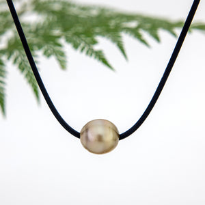 WHOLESALE Unisex Civa Fiji Saltwater Pearl Necklace - Rubber FJD$