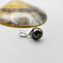 Load image into Gallery viewer, READY TO SHIP Civa Fiji Pearl Fish Hook Necklace - Nylon &amp; 925 Sterling Silver FJD$
