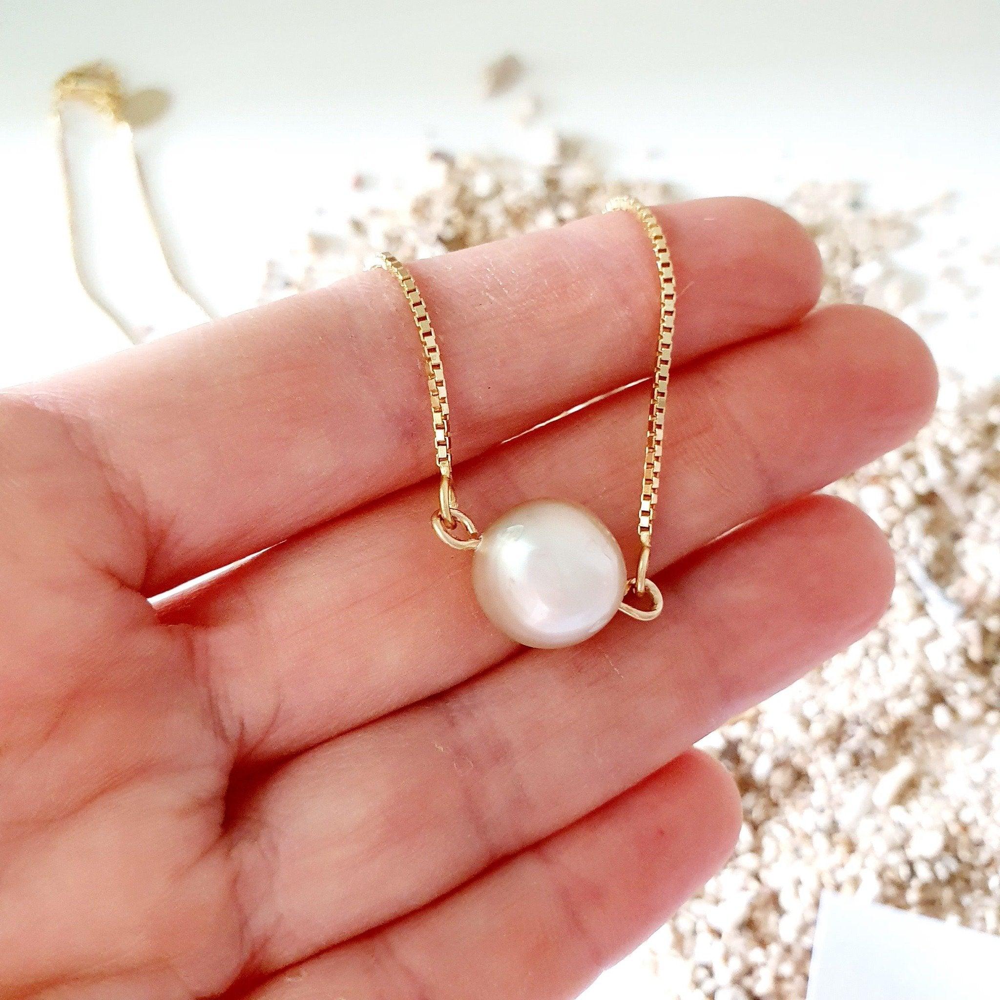 Why Choose Saltwater Pearls Over Freshwater Pearls? – HELAS Jewelry
